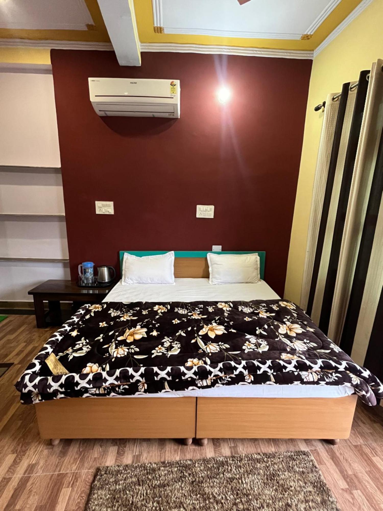 Girish Alay Home Stay Rudraprayag Exterior photo